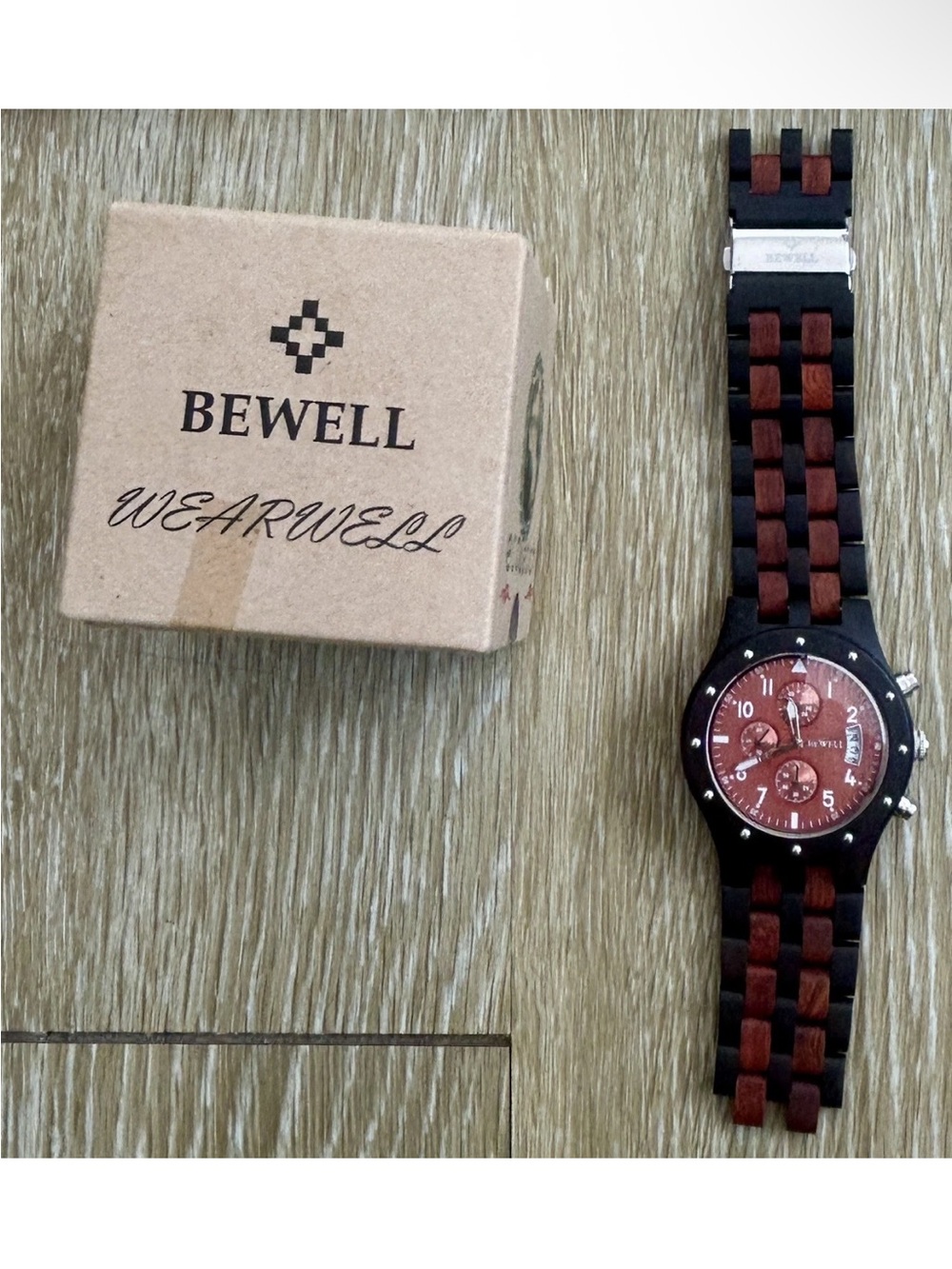 BEWELL W109D Men’s Wooden Watch Red Sandalwood Quartz New With Box